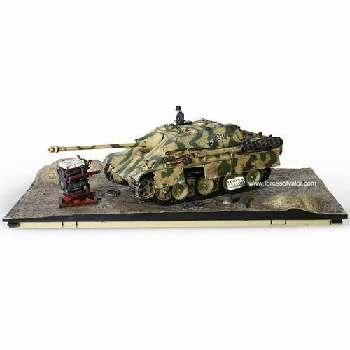 WWII German Tank Destroyer Sd.Kfz.173 Jagdpanther AusfG1 Model 