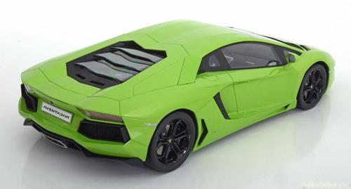 LAMBORGHINI AVENTADOR LP700-4 1/12