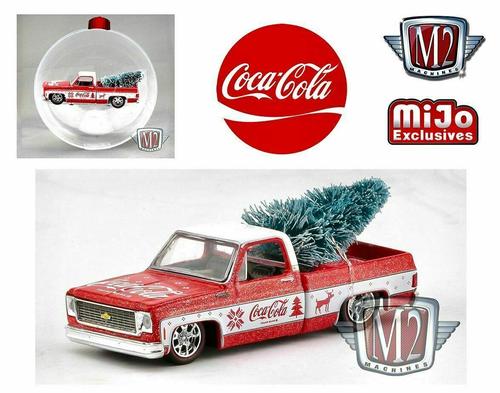 Chevrolet Fleetline 1973 Pickup "Coca-Cola Ornament" with tree