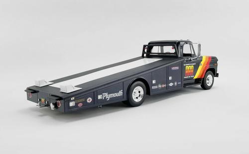 Dodge D300 1970 "Dan Gurney AAR" Ramp Truck