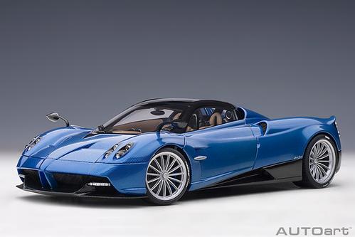 PAGANI HUAYRA ROADSTER