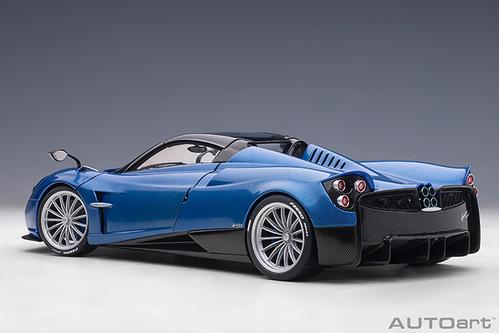 PAGANI HUAYRA ROADSTER