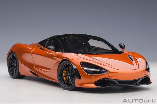 McLAREN 720S