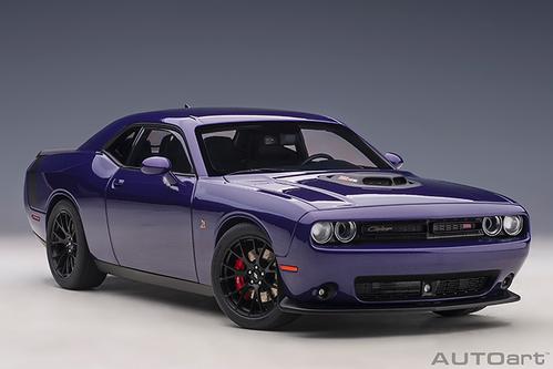 DODGE CHALLENGER 392 HEMI SCAT PACK SHAKER 2018