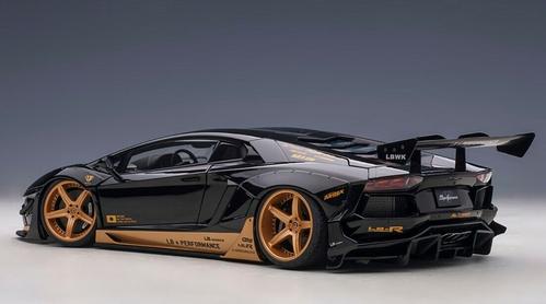 Lamborghini Aventador Liberty Walk LB-WORKS