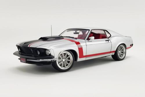 Ford Mustang Boss 302 1969 "Street Fighter - Redline"