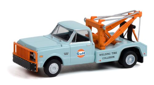 1969 Chevrolet C-30 Dually Wrecker "Gulf Oil &