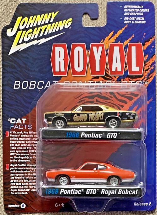 Johnny Lightning 2pack 1966 Pontiac GTO Royal &amp; 1969 Pontiac GTO Royal Bobcat