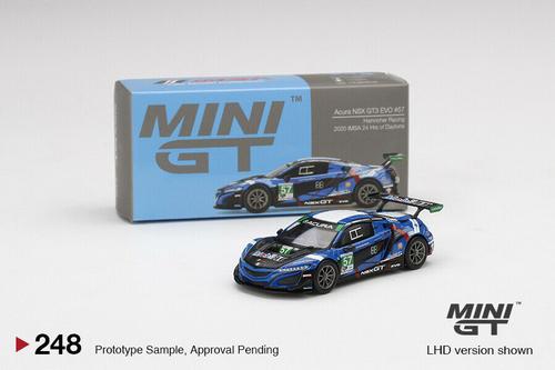 Lamborghini Aventador SVJ1:64 Acura NSX GT3 EVO 