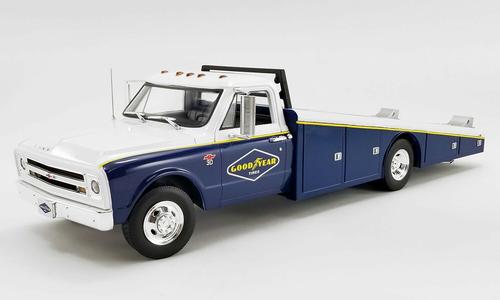 Chevrolet C-30 Ramp Truck 1967 &quot;Goodyear&quot;
