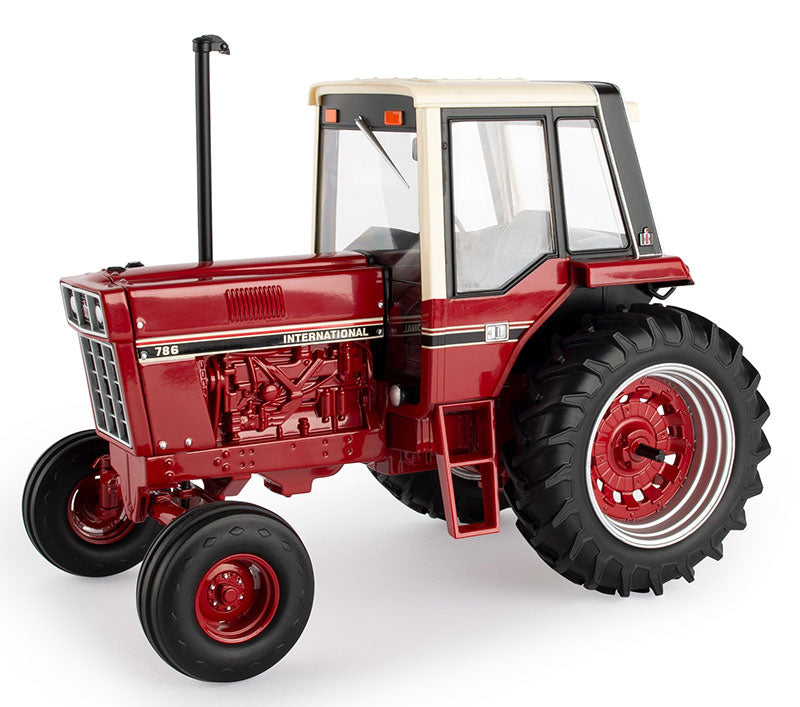 International Harvester 786 Tractor - Prestige Collection