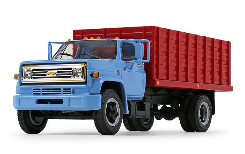 Chevrolet C65 Grain Truck 1970s with Corn Load