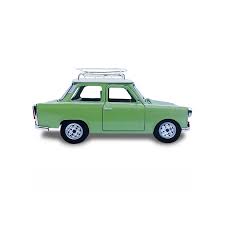 Trabant 601 S Deluxe with rack