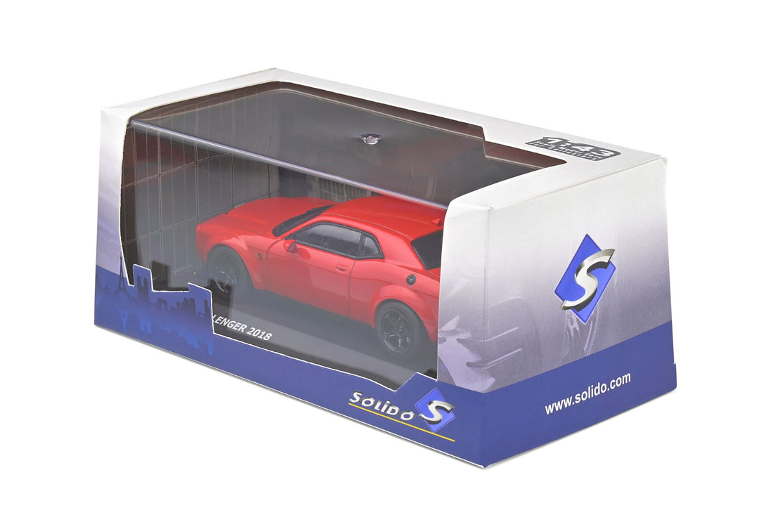 voiture-miniature-GT-Spirit-1-18-2018-Dodge-Challenger-Demon-Rouge-dans-boite