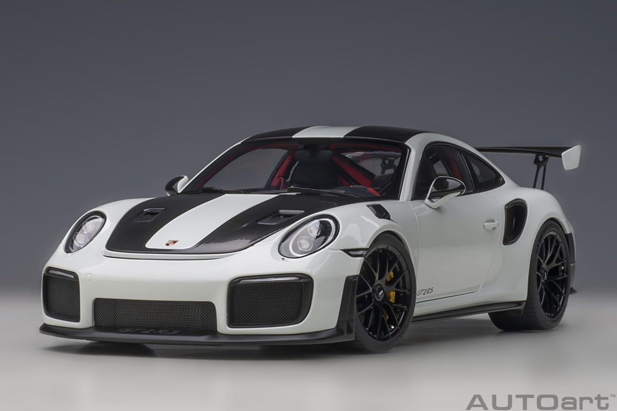 PORSCHE 911(991) GT2 RS Weissach Package