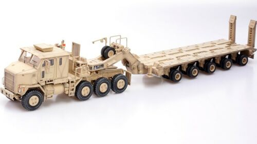 U.S. M1070 Tank Transporter Tractor (desert) PANZERKAMPF 1:72