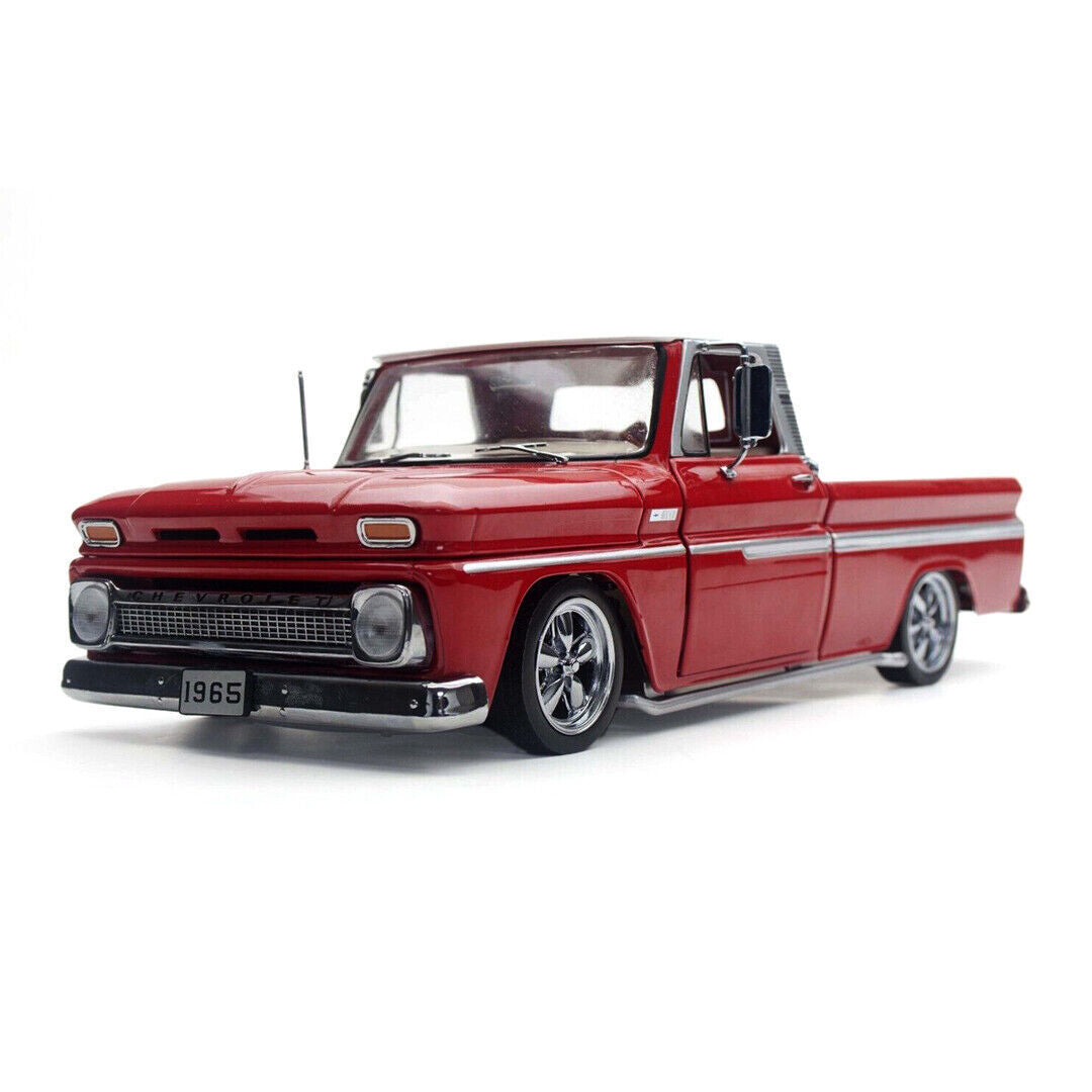 Chevrolet C-10 Pickup 1965 "Low Rider"