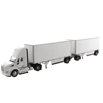 Peterbilt Model 579 2 Wabash National 28&