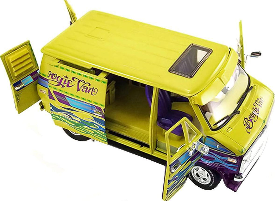 Chevrolet Van G-Series 1976 &quot;Boogie Van&quot;