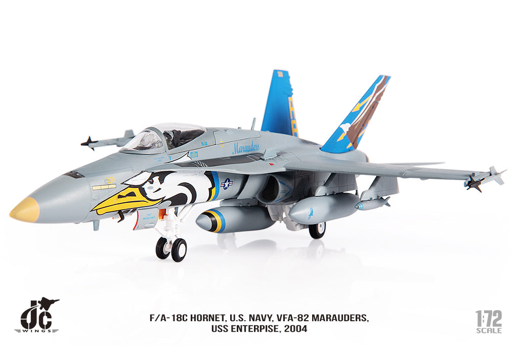 Avion F/A-18C Hornet VFA-82 Marauders CAG eagle livery US Navy 2004