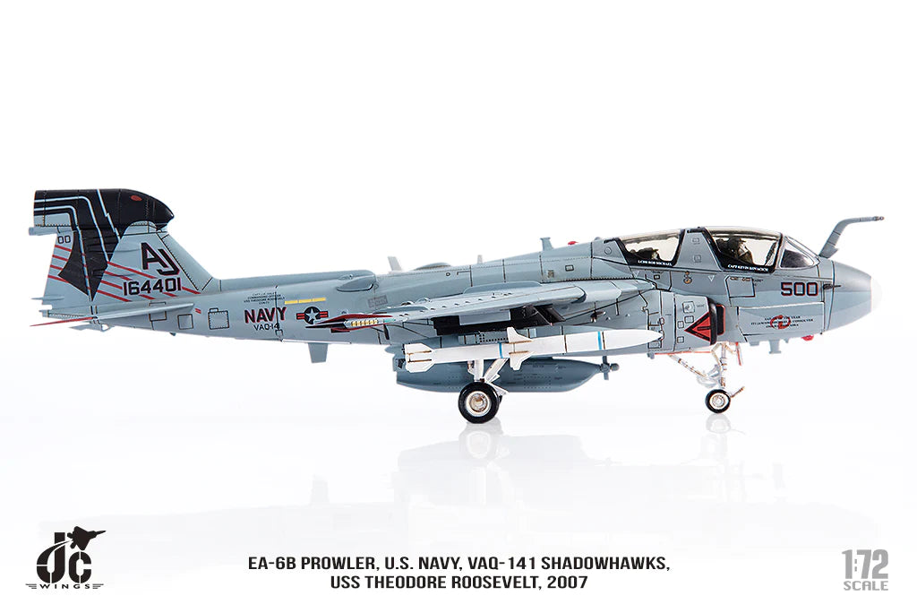 Avion Grumman EA-6B Prowler USN VAQ-141 Shadowhawks