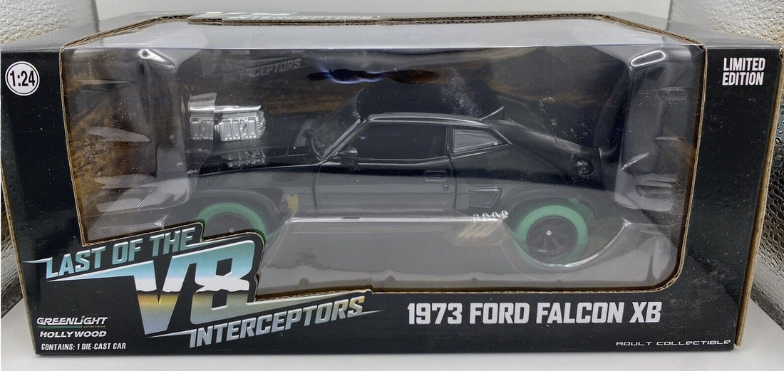 Ford Falcon XB 1973 &quot;Last of the V8 Interceptors&quot; GREEN MACHINE Chase car