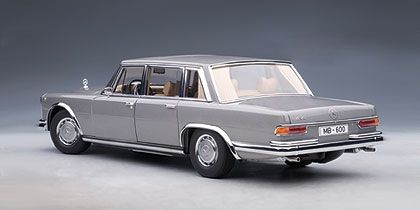 Mercedes-Benz 600 SWB