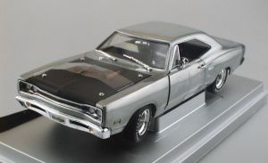 Dodge Super Bee 1969 Six Pack Chrome *Chase Car*