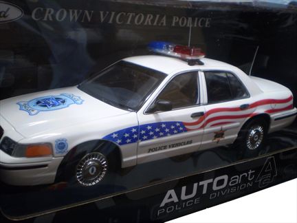 Ford Crown Victoria "Commemorative Police Vehicles"