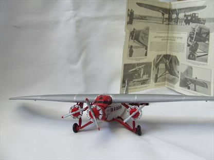 avion 1927 Ford Tri-Motor Chevron Aviation Fuel Bank