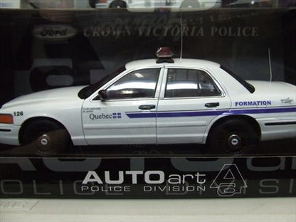 Ford Crown Victoria "Ecole National De Police" Formation