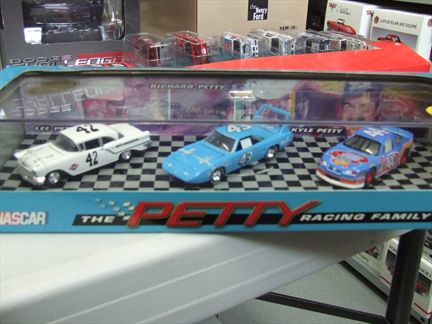 The Petty Racing Family "Three Generarions Of Racing"
