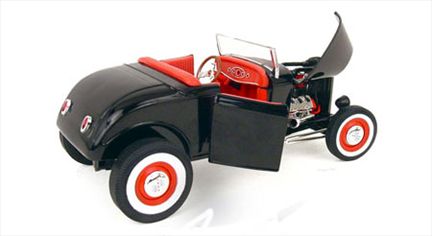 Ford 1932 "Street Rod"   1 left