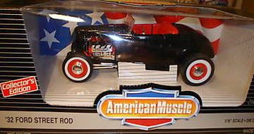 Ford 1932 "Street Rod"   1 left