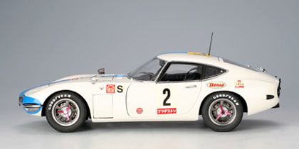 自動車 Autoart TOYOTA 2000 GT 24HRS FUJI 1967 1/18 Autoart Toyota 2000 GT 24 HRS FUJI 1967 | eBay