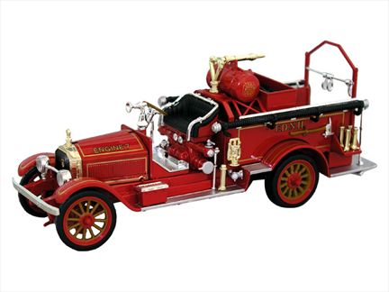 1921 American LaFrance Fire Pumper