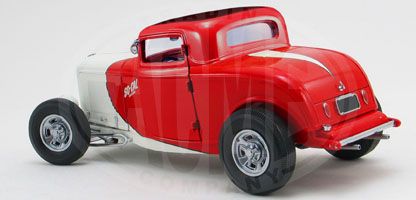 Ford 3-Window Coupe 1932 "So-Cal"